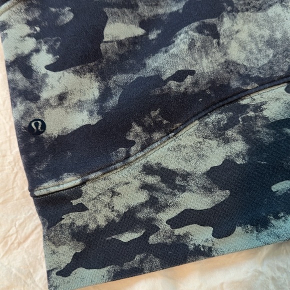 Lululemon Loungeful Cropped Hoodie Size 4 - Picture 8 of 8